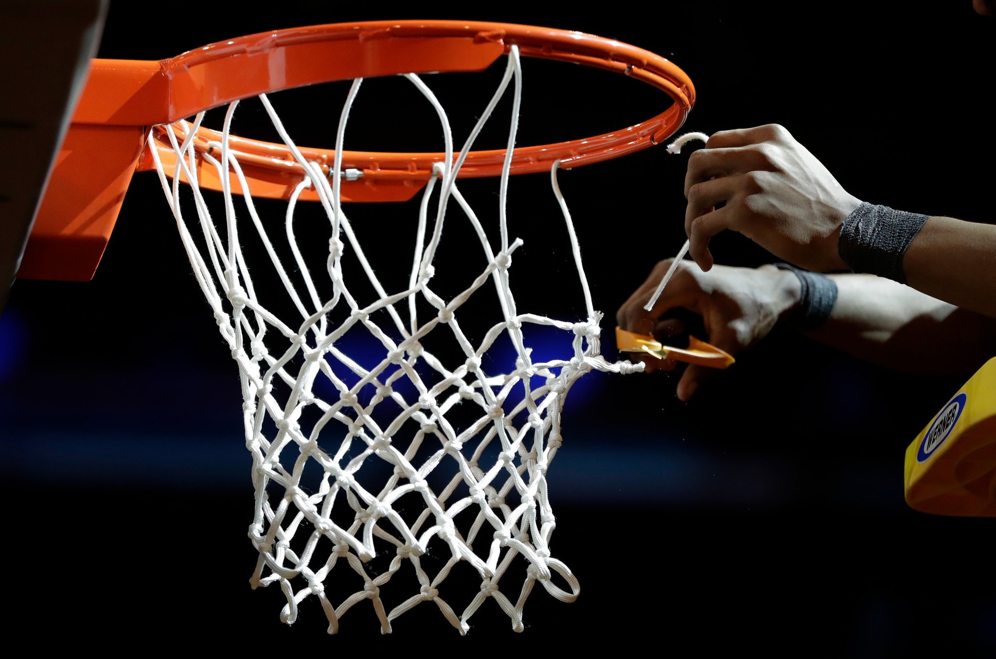 Valuable lessons businesses can learn from March Madness